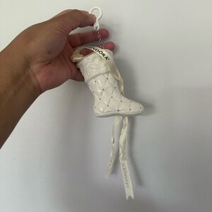 Pandora White‎ Keepsake with Ribbon